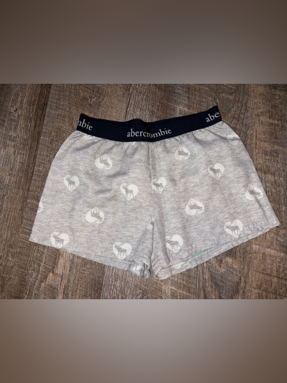 🌸 $10 SALE 🌸 abercrombie kids gray and navy logo-waist Girls' Shorts